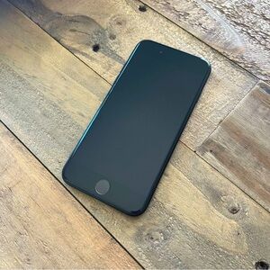 iPhone SE (2020) {black} 128GB